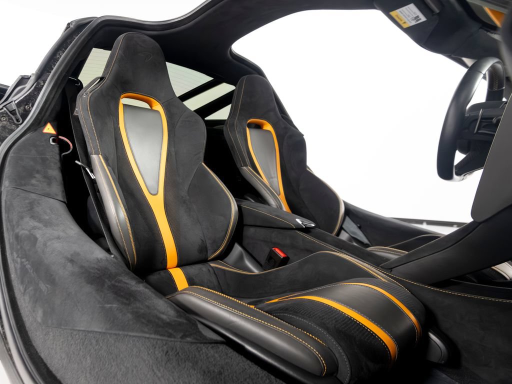 Used 2019 McLaren 720S photo 30