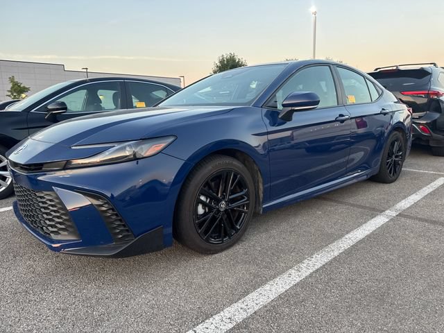 Used 2025 Toyota Camry SE