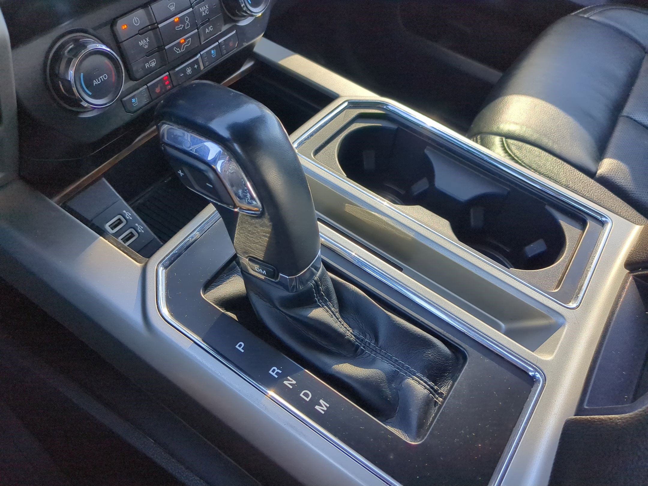 2020 Ford F150 Lariat