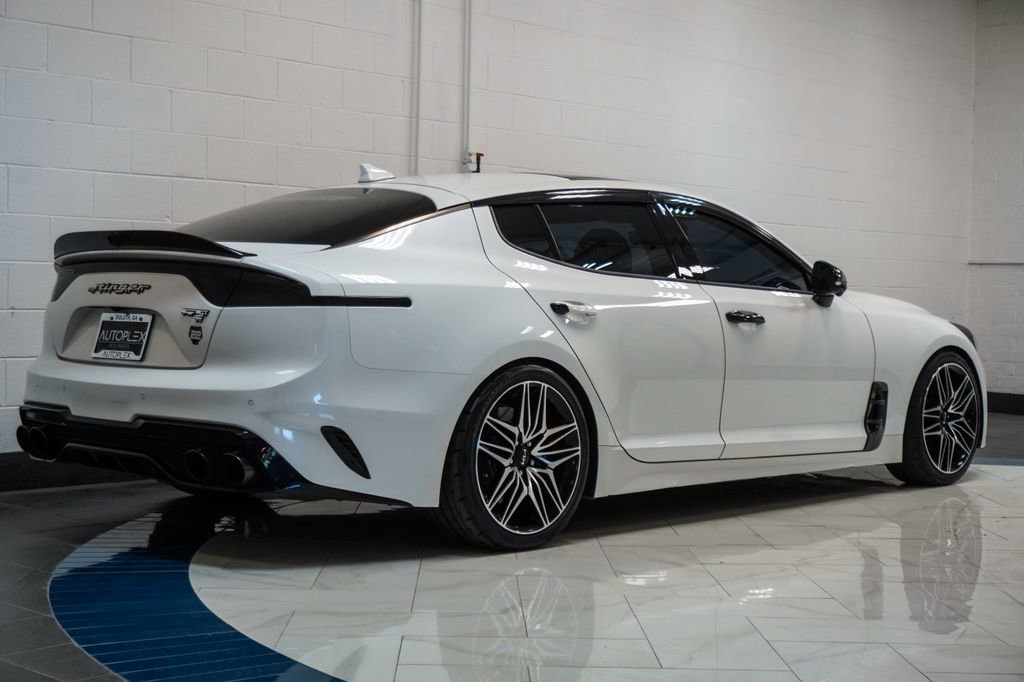 2023 Kia Stinger GT2