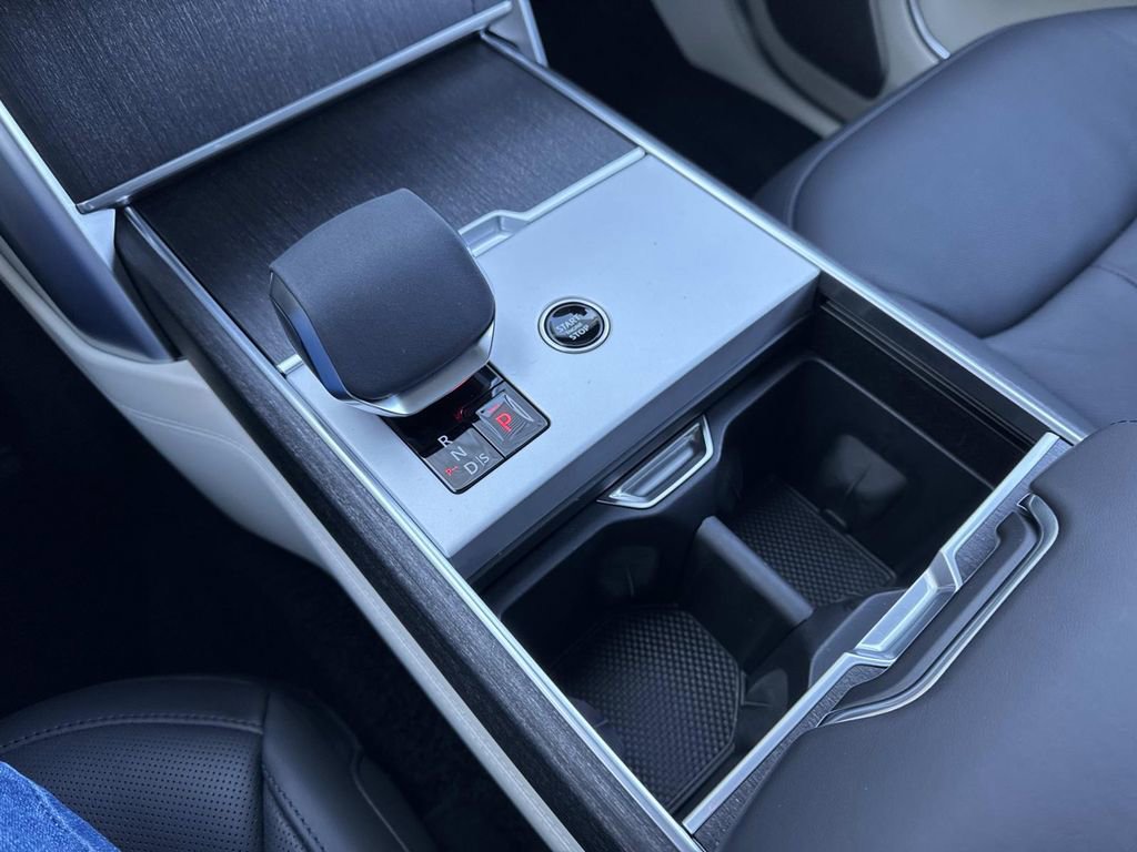 2024 Land Rover Range Rover Long Wheelbase Autobiography