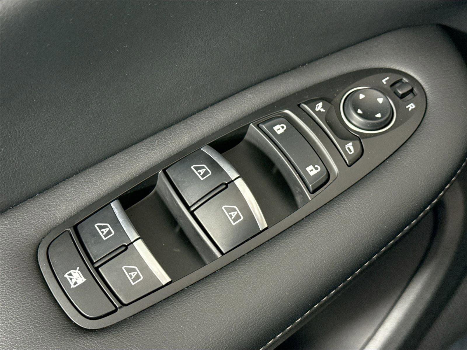 2025 INFINITI Qx50 Sport