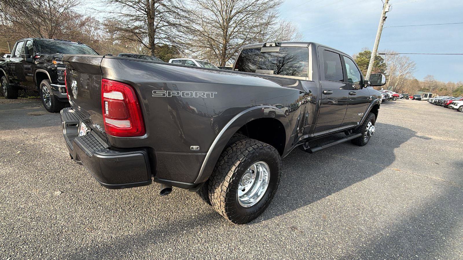2022 RAM 3500 Laramie