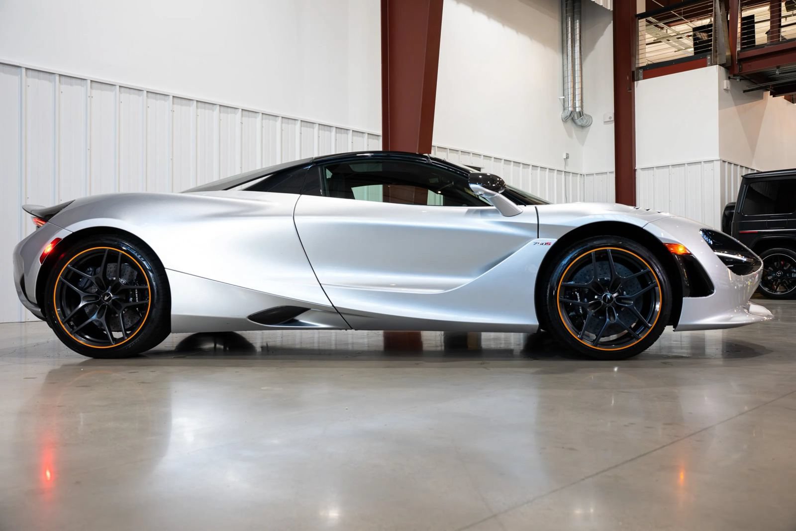 Used 2024 McLaren 750S Spider photo 7
