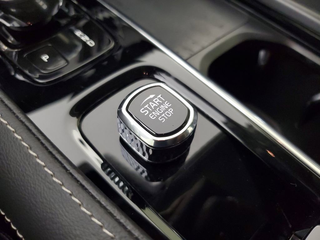 2022 Volvo S90 B6 Inscription