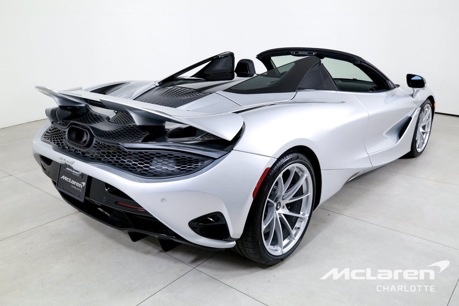 New 2027 McLaren 750S Spider photo 10