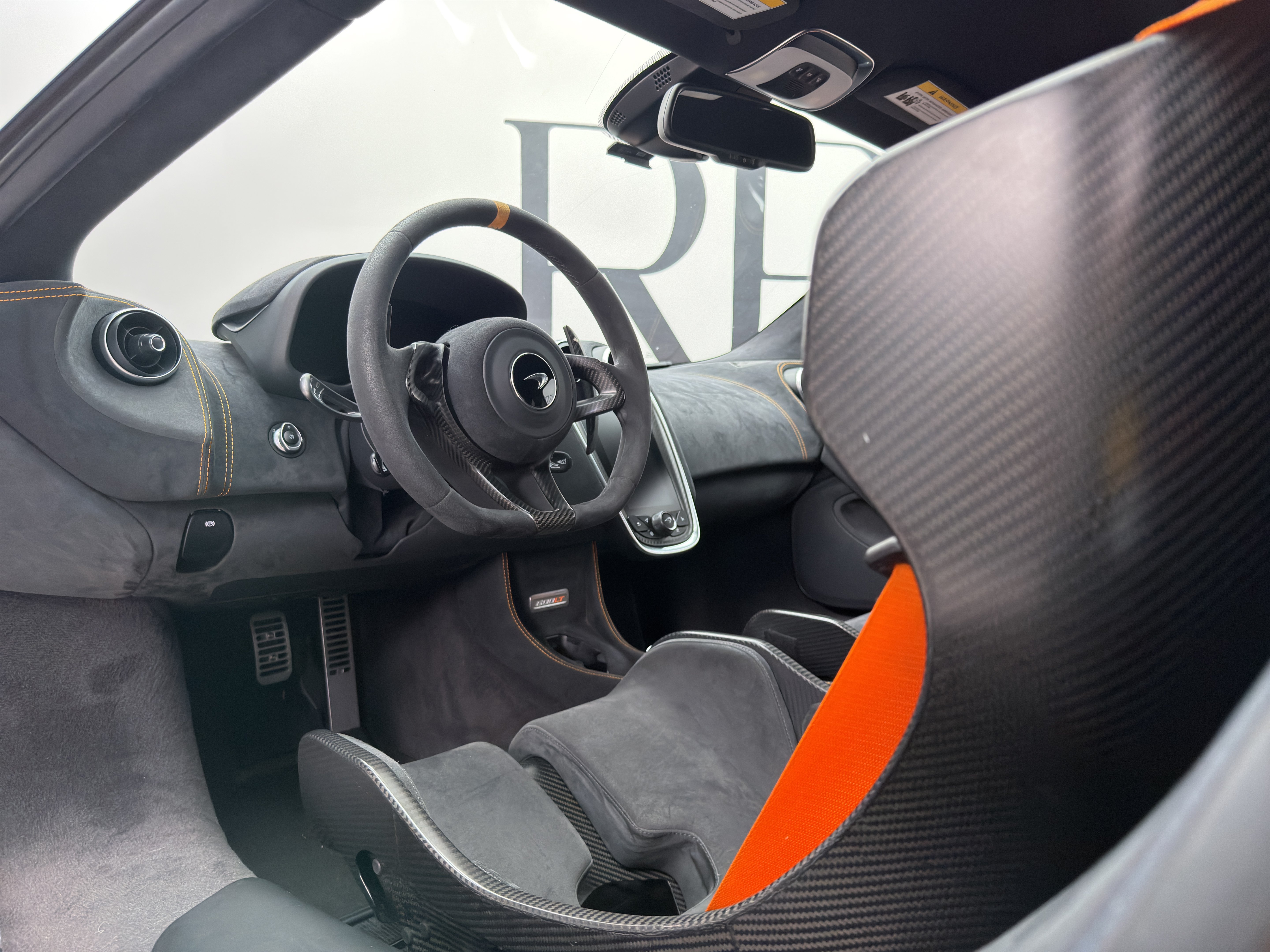 Used 2019 McLaren 600LT photo 16