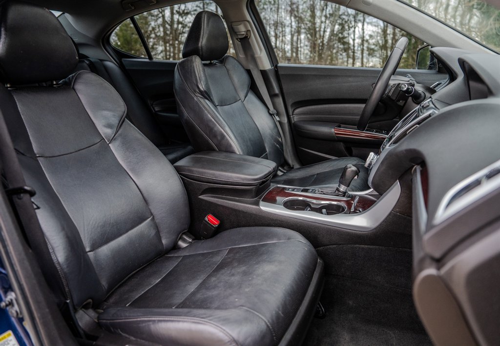 2017 Acura TLX w/ Technology Package