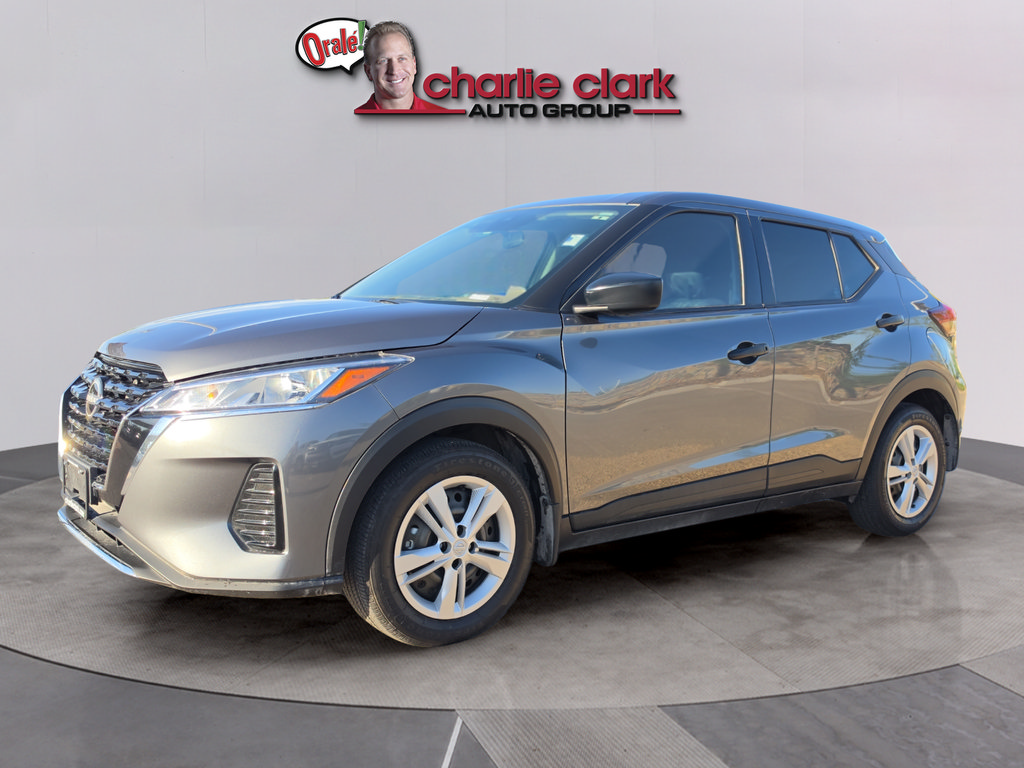 Used 2025 Nissan Kicks Play S