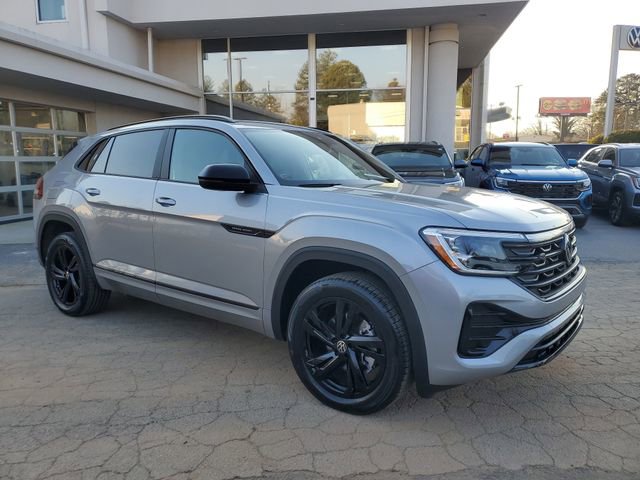 2026 Volkswagen Atlas Cross Sport SEL R-Line