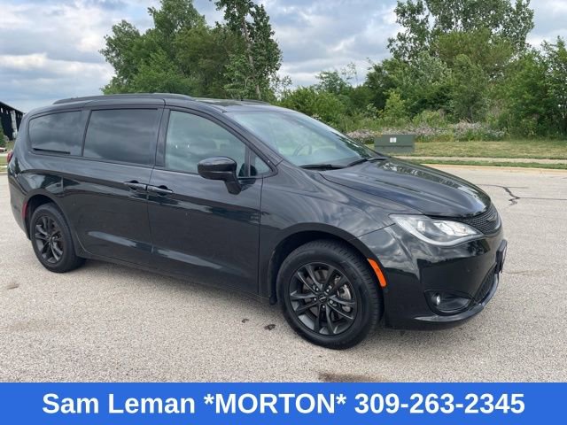 Used 2020 Chrysler Pacifica Touring-L w/ Advanced Safetytec Group