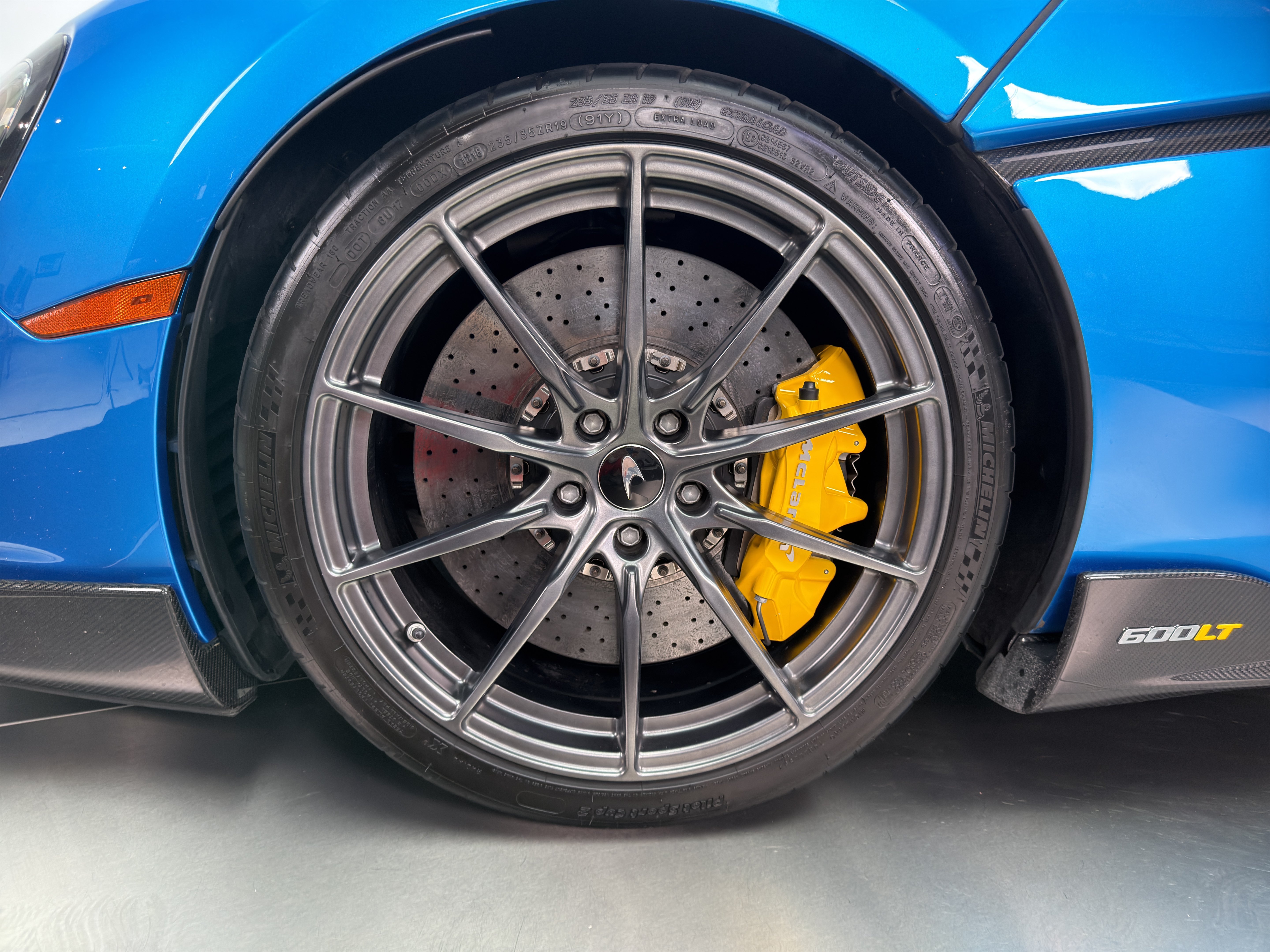Used 2019 McLaren 600LT photo 13