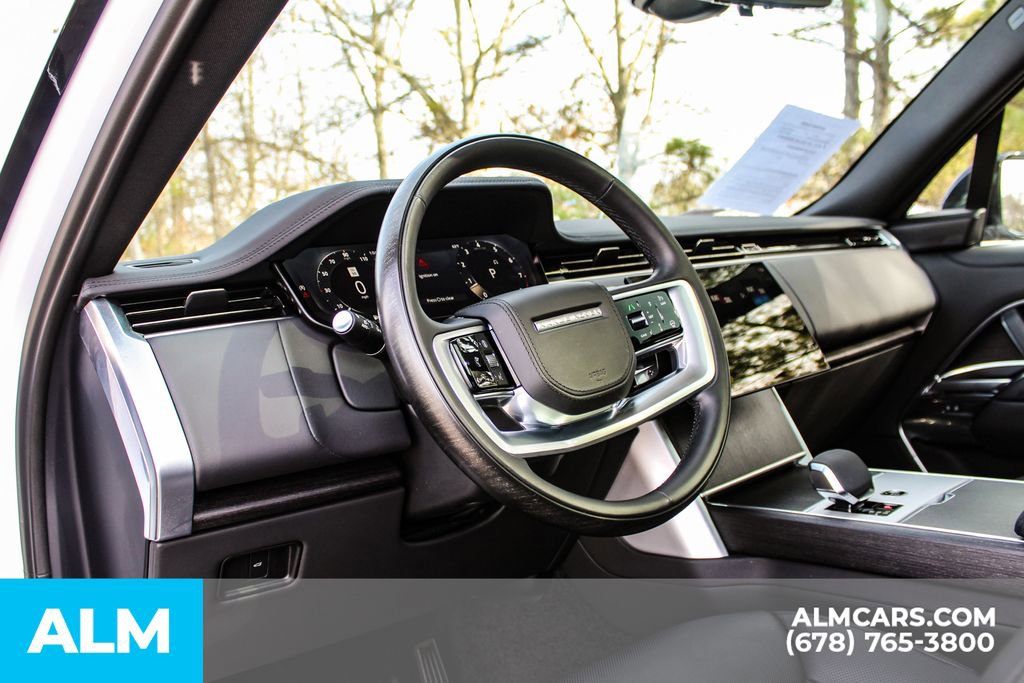 2024 Land Rover Range Rover SE