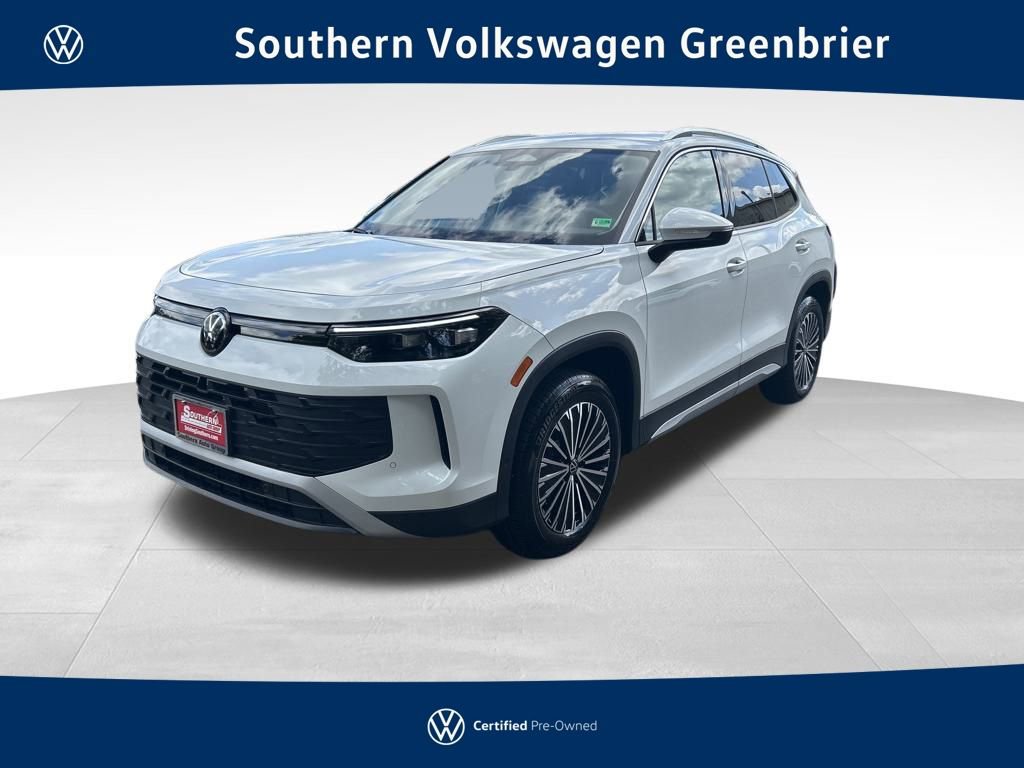 Used 2025 Volkswagen Tiguan S w/ 18" Wheel Package