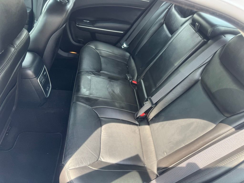 2020 Chrysler 300 Touring L