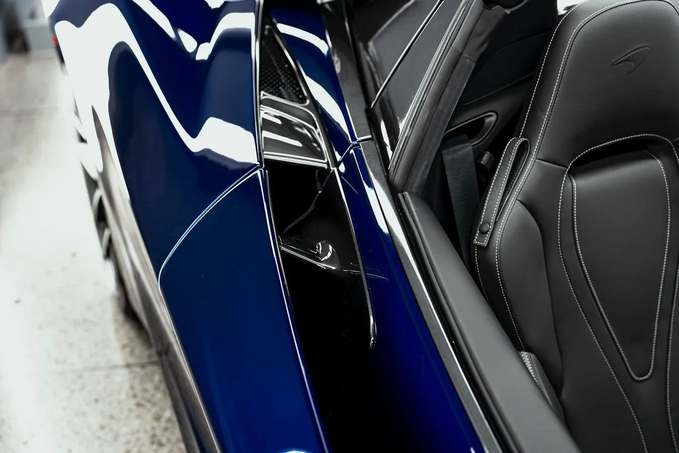 Used 2020 McLaren 720S Spider photo 15