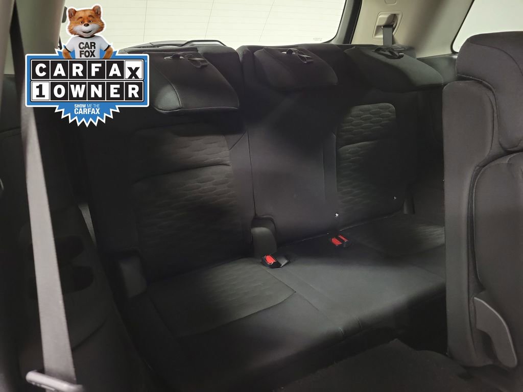 2023 Nissan Pathfinder SV