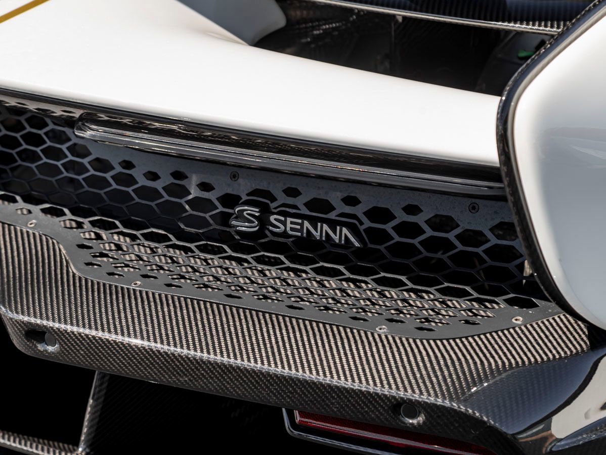 Used 2019 McLaren Senna photo 12