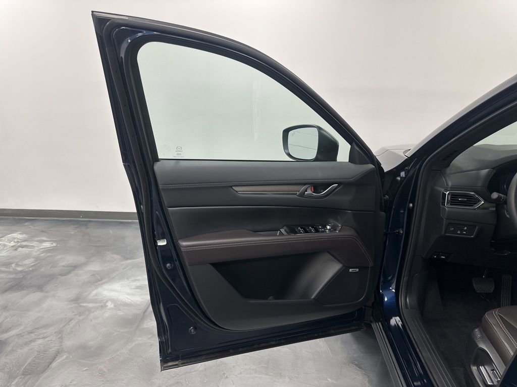 2025 MAZDA CX-5 Signature