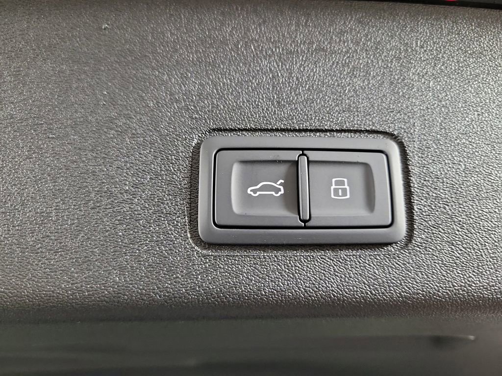 2026 Audi Q3 quattro 2.0T