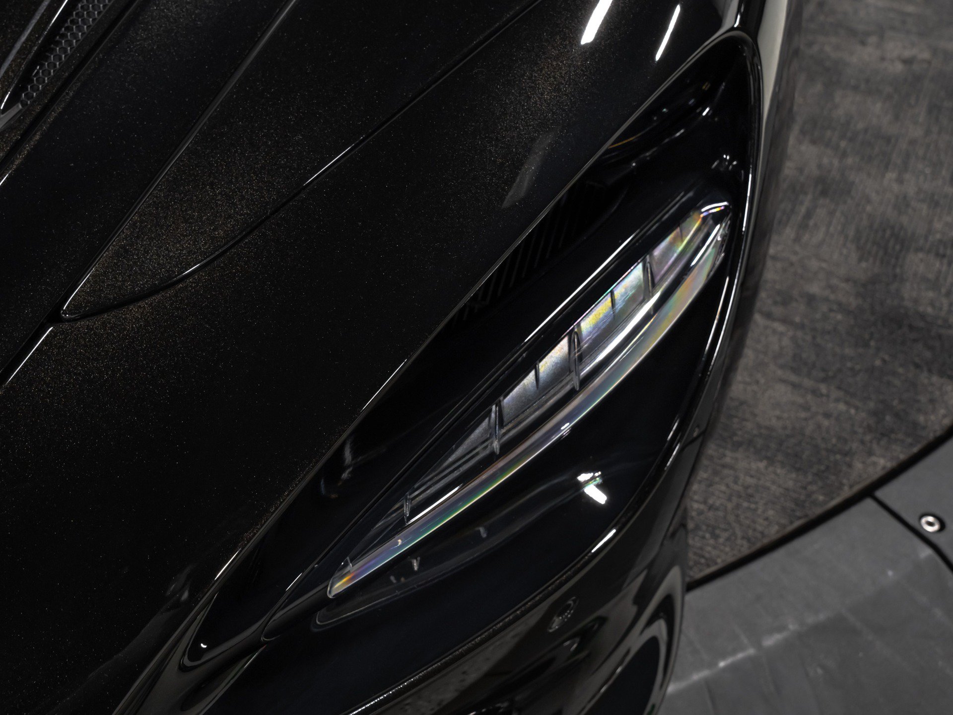 Used 2025 McLaren 750S Spider photo 32