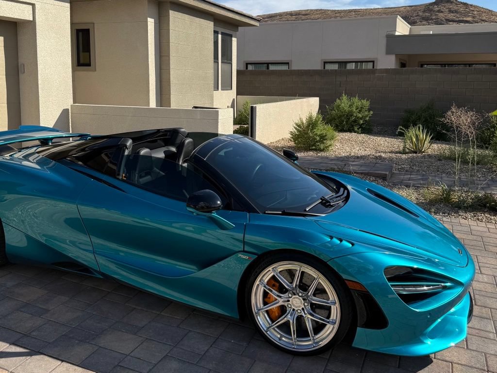 Used 2024 McLaren 750S Spider photo 6