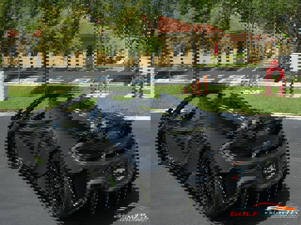 Used 2020 McLaren 600LT Spider photo 38