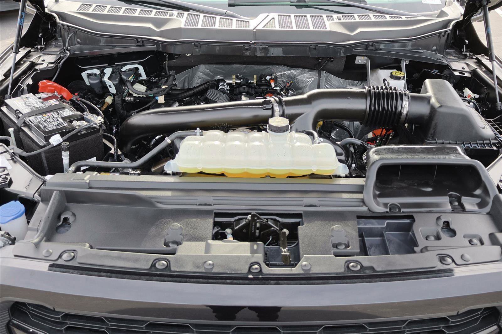 2025 Ford F150 Lariat