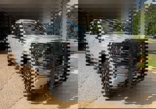 Certified 2025 GMC Sierra 1500 AT4 w/ AT4 Premium Package