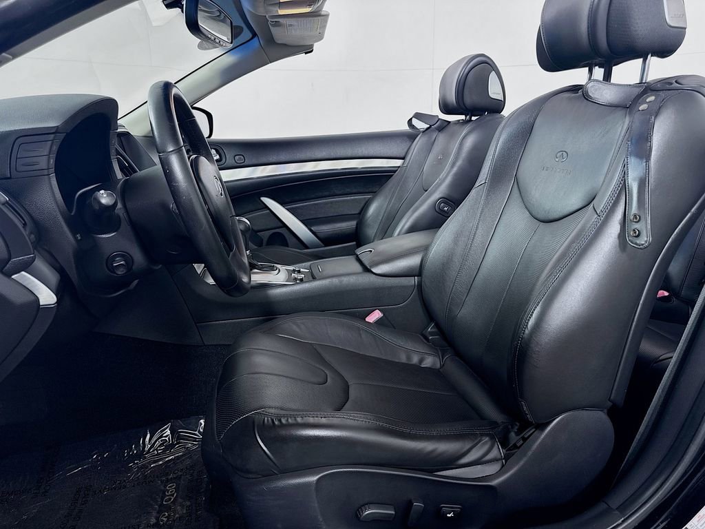 2014 INFINITI Q60 Convertible