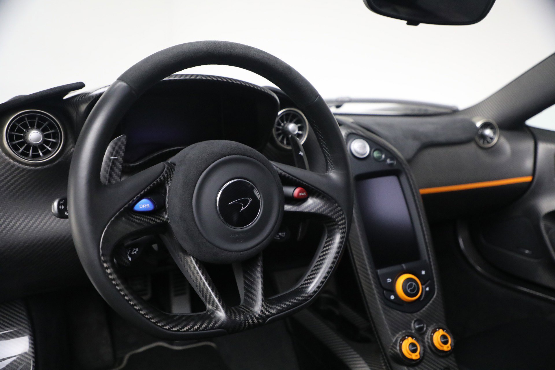 Used 2014 McLaren P1 photo 32