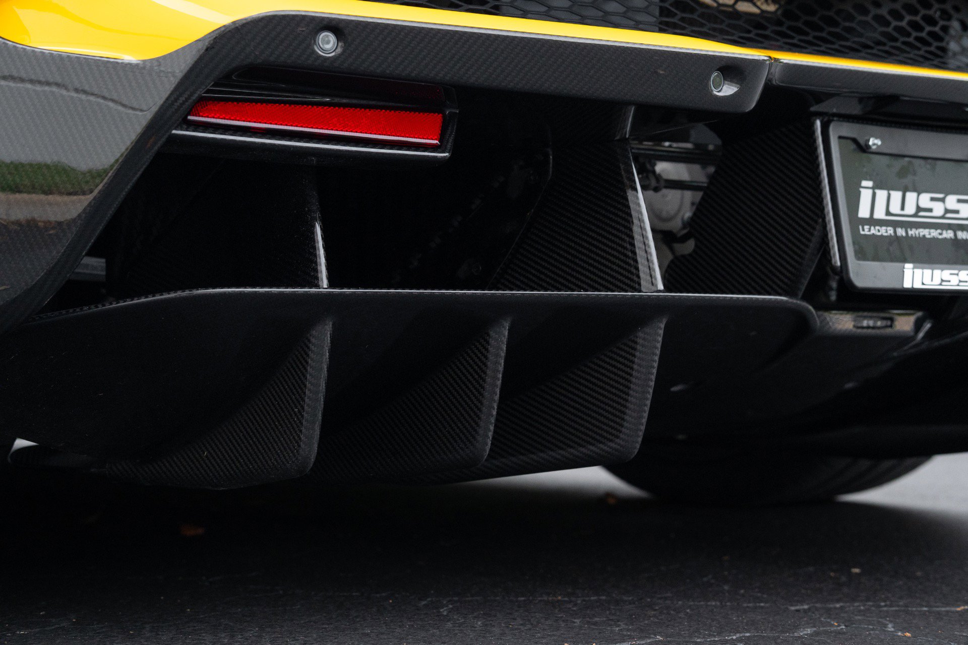 Used 2019 McLaren Senna photo 40