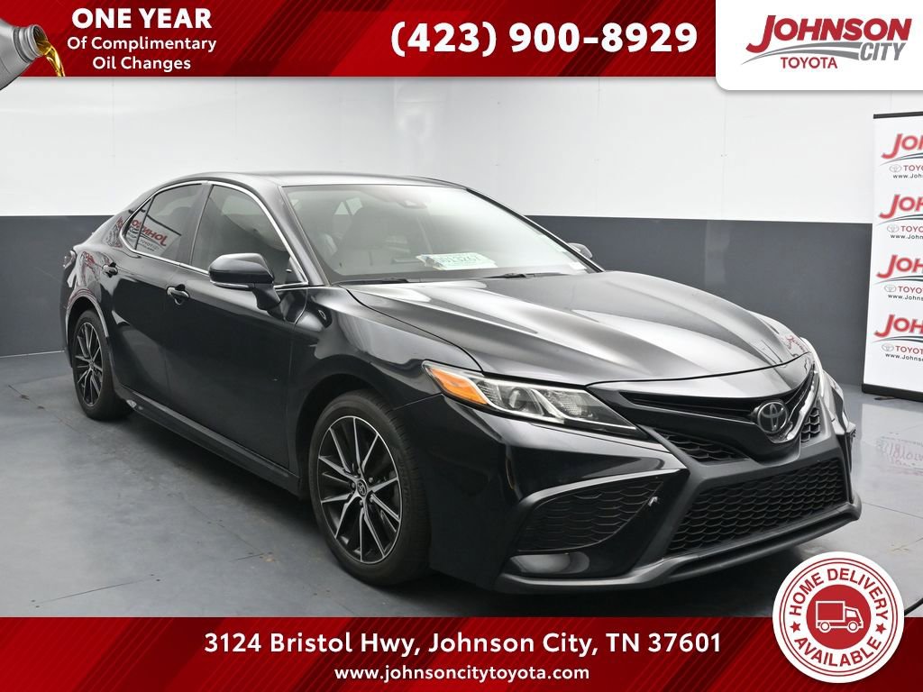 Used 2024 Toyota Camry SE