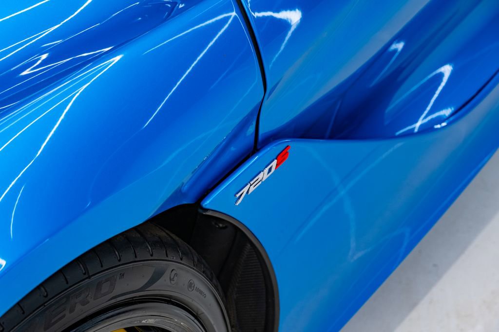 Used 2020 McLaren 720S Spider photo 24