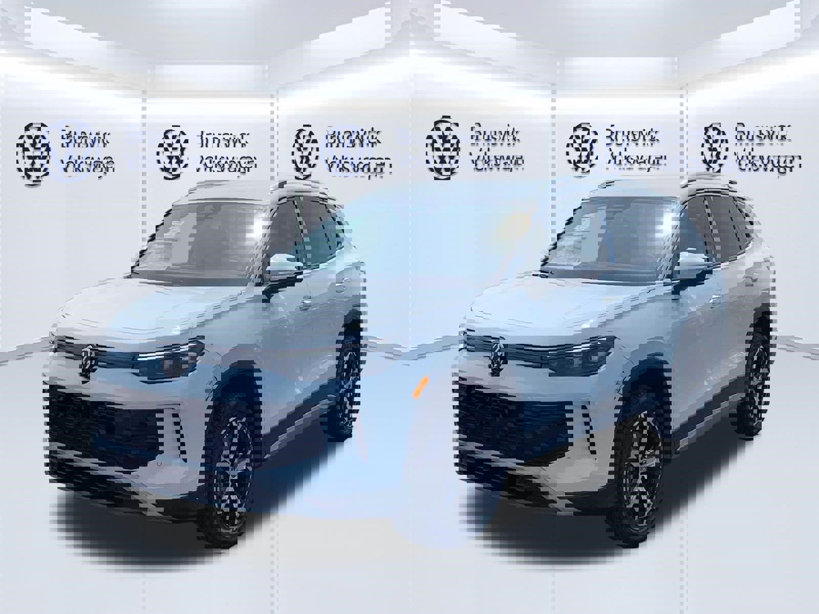 New 2026 Volkswagen Tiguan SE