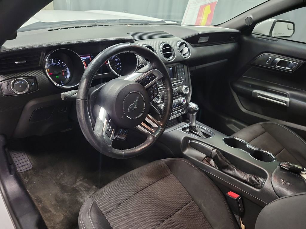 2017 Ford Mustang Coupe