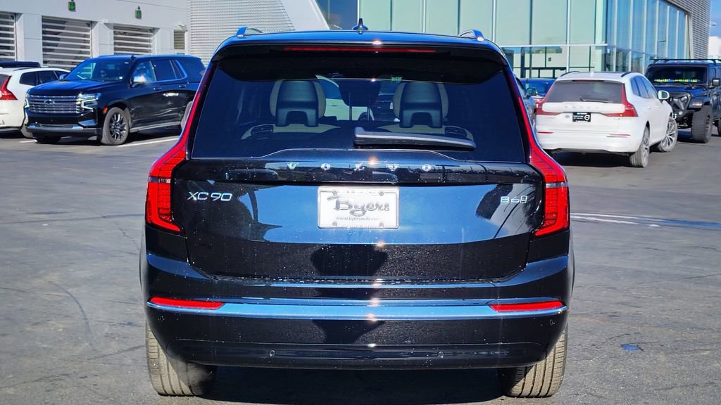 2026 Volvo Xc90 B6 Plus