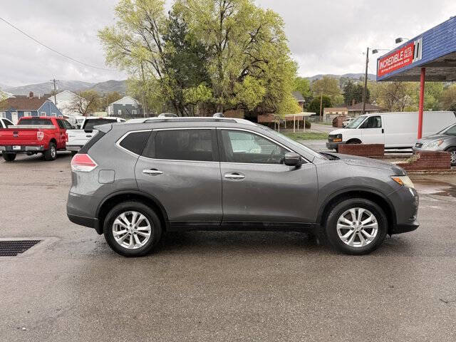 2015 Nissan Rogue SV