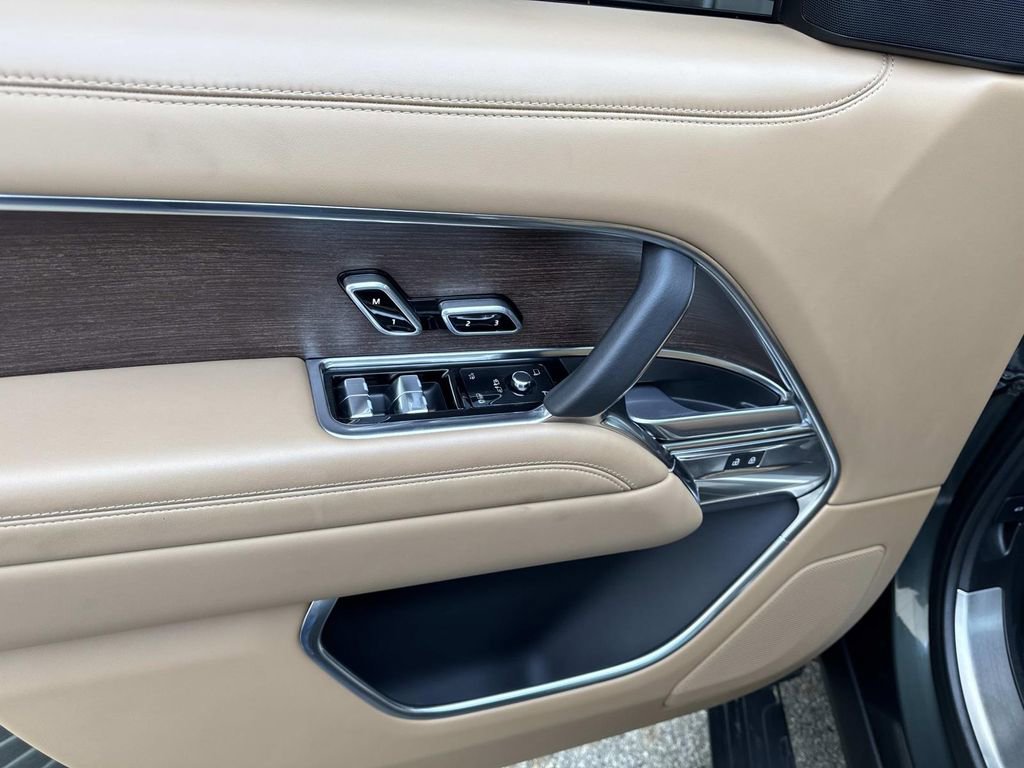 2023 Land Rover Range Rover Long Wheelbase SE