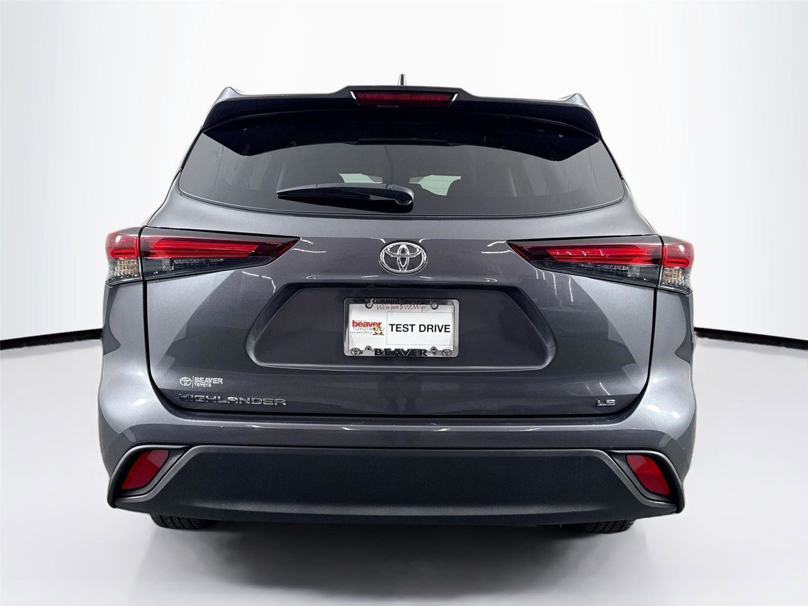 2025 Toyota Highlander LE