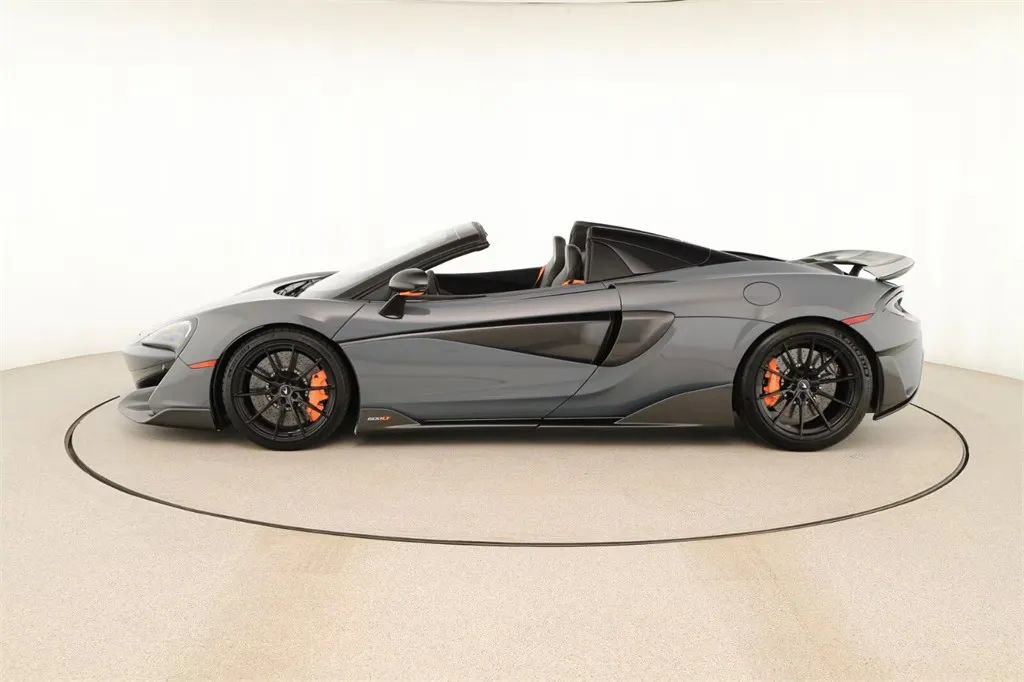 Used 2020 McLaren 600LT Spider photo 12
