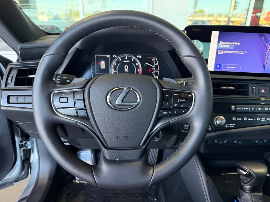 2024 Lexus ES 250