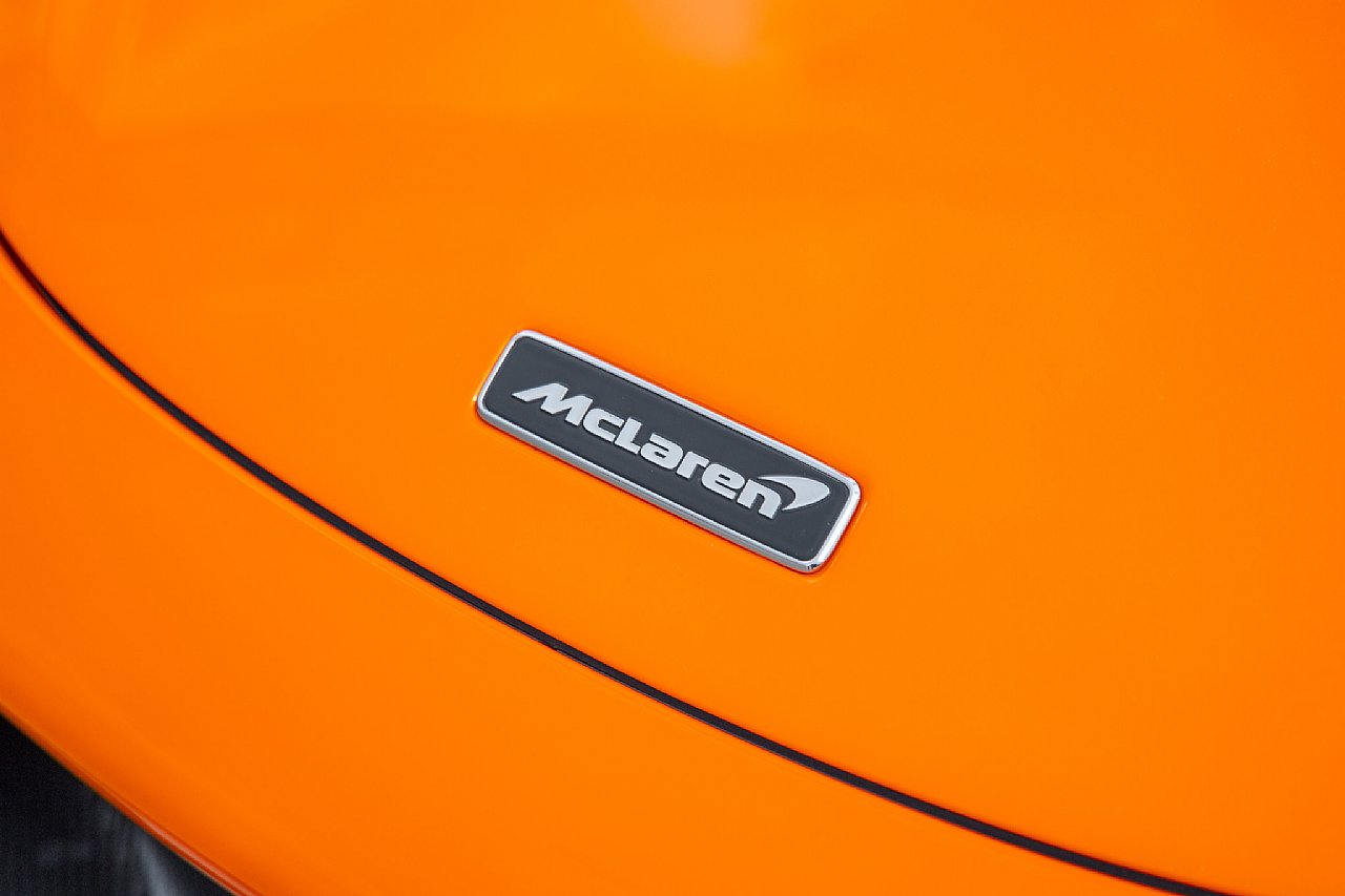 Used 2022 McLaren 765LT photo 22