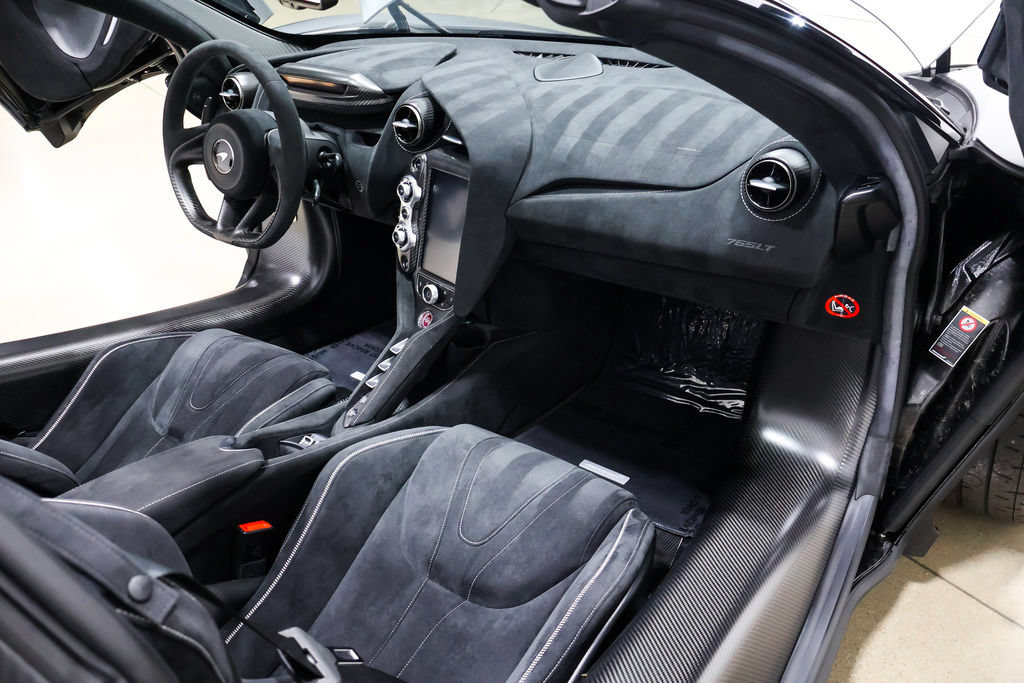 Used 2022 McLaren 765LT photo 65