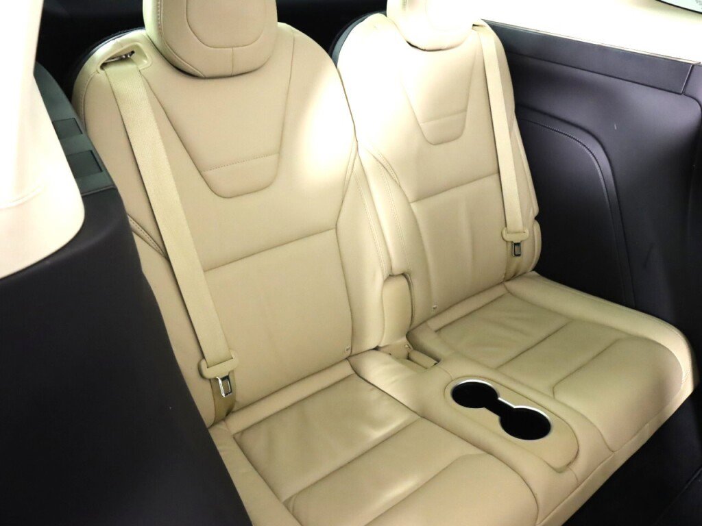 2016 Tesla Model X 75D