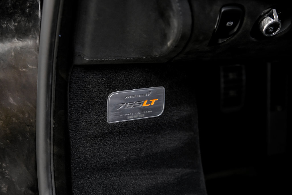 Used 2021 McLaren 765LT photo 34