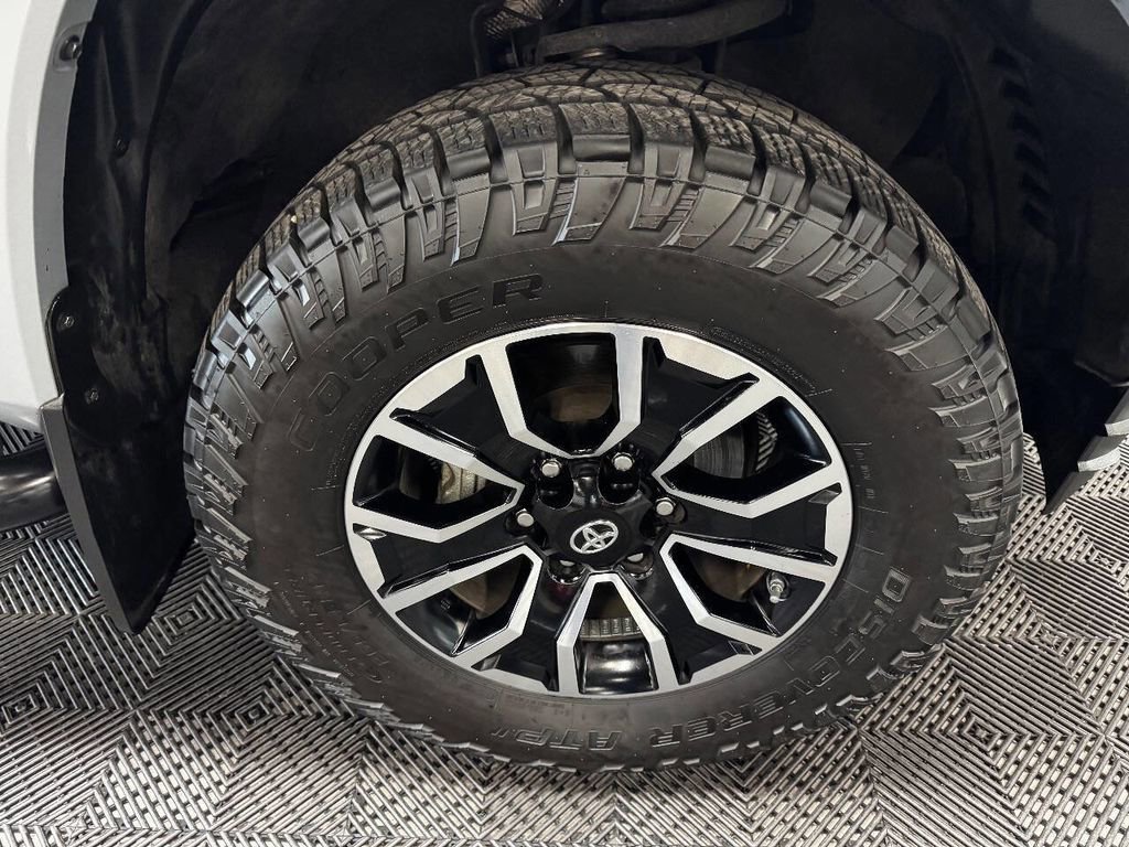 2020 Toyota Tacoma TRD Sport