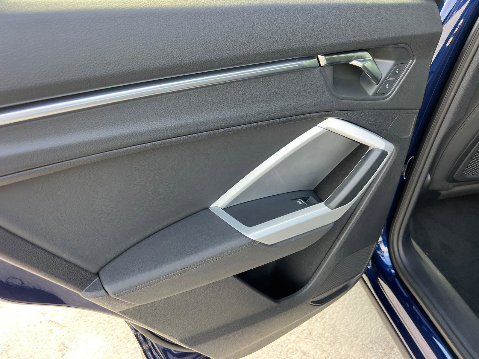 2022 Audi Q3 2.0T Premium Plus