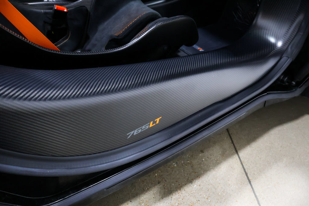 Used 2022 McLaren 765LT photo 61