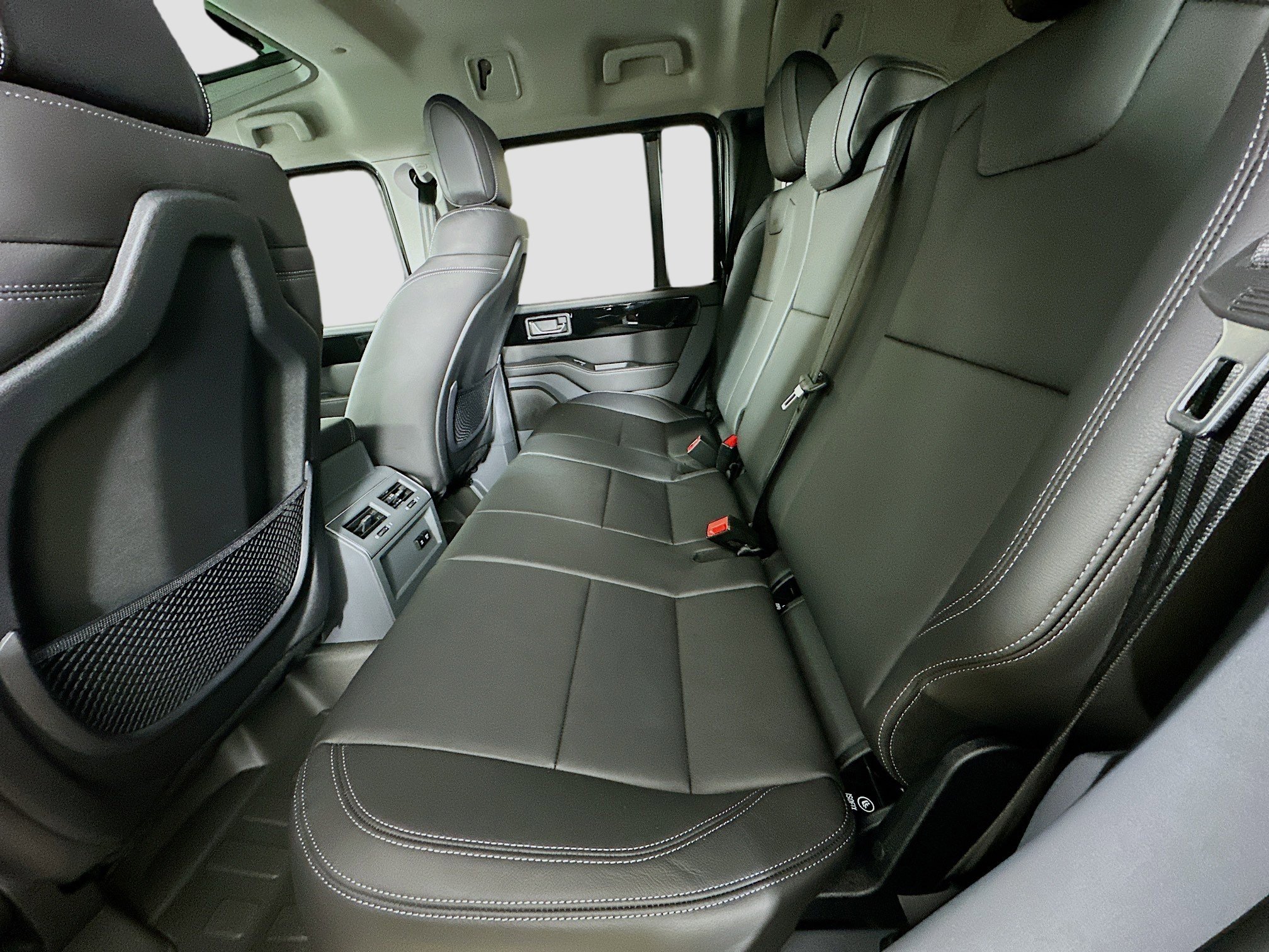 2026 INEOS Grenadier Fieldmaster Edition